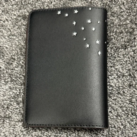 Kate Spade Bunny Passport Holder - Picture 2 of 3